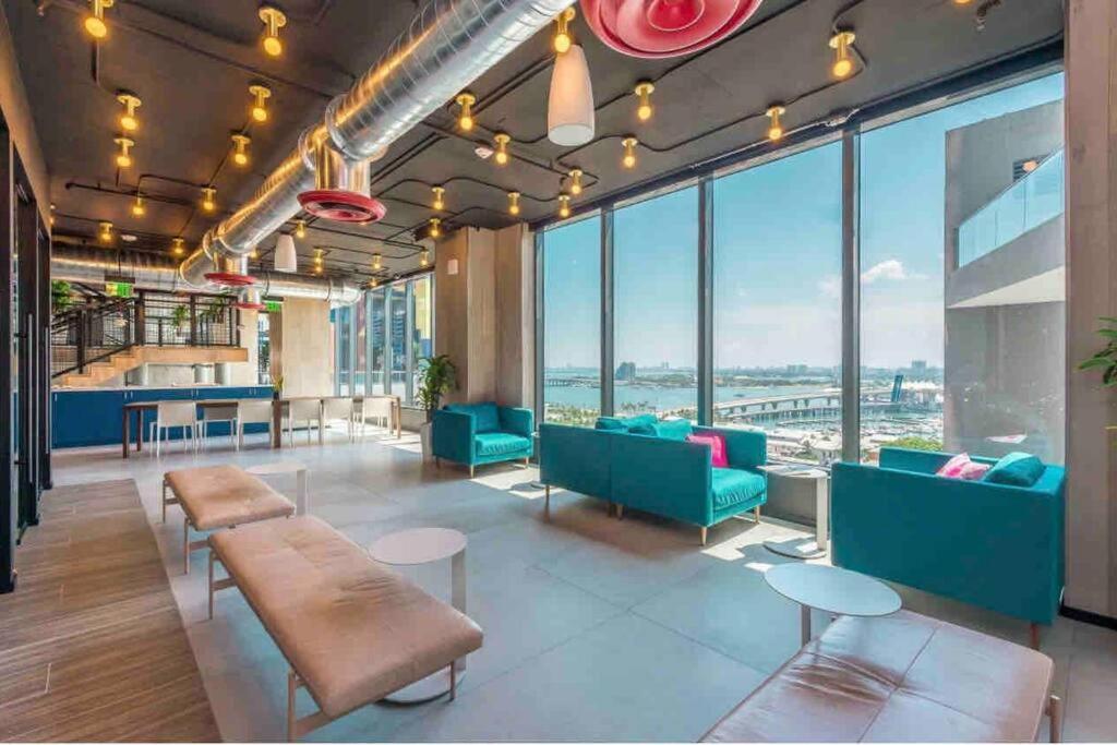 Vibrant Studio Downtown Miami Apartment Exterior foto